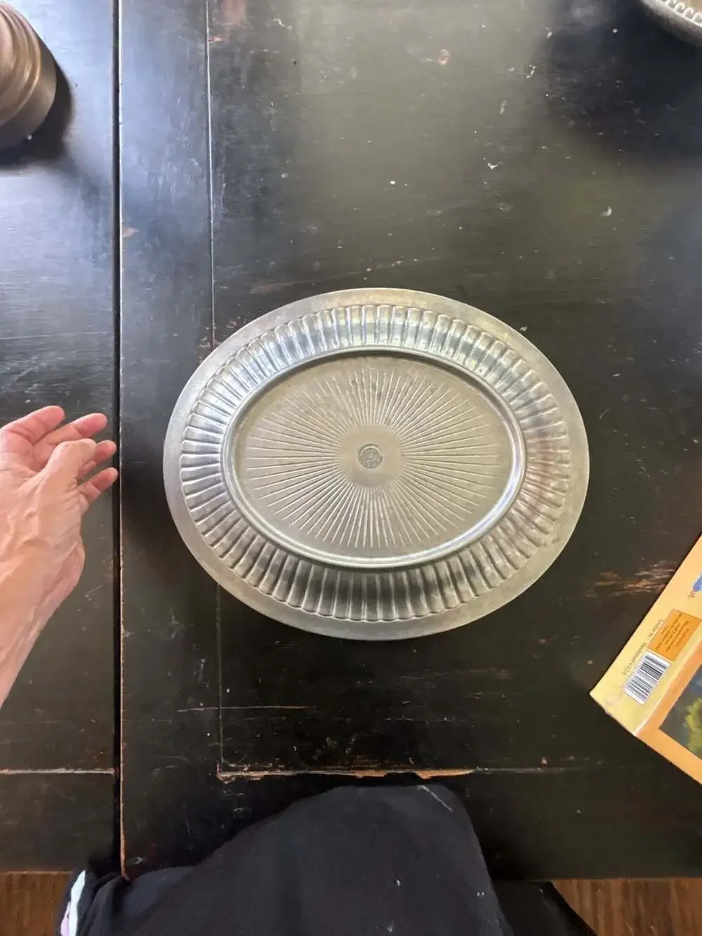 Wilton Armetale Flutes and Pearl Oval Serving Tray